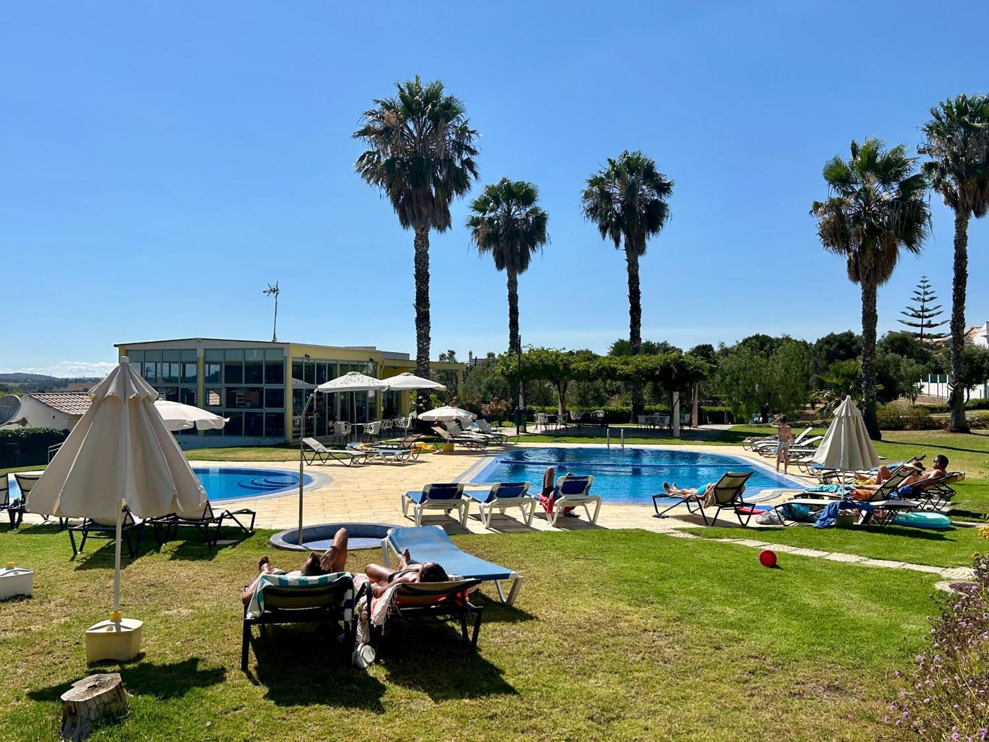 Apartamentos Santa Teresinha Alvor Buitenkant foto