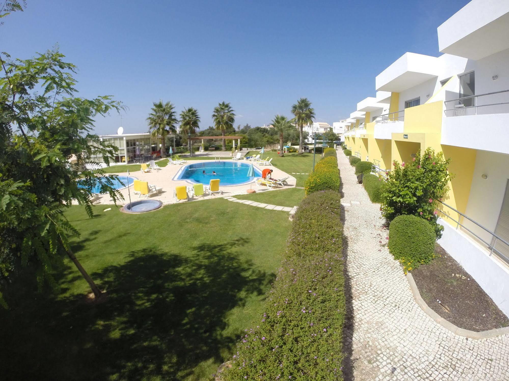 Apartamentos Santa Teresinha Alvor Buitenkant foto